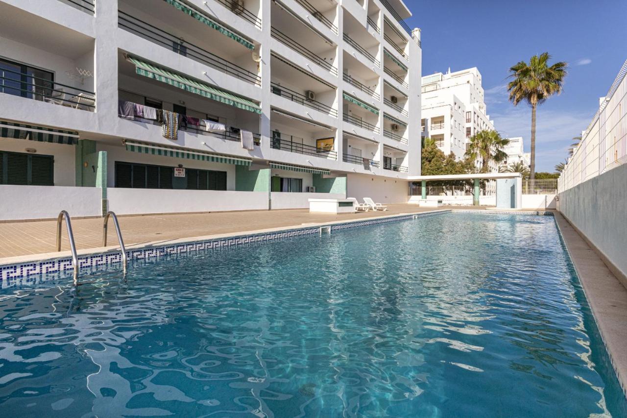 Miral 2 - Beach Front Apartment With Pool กัวเตย์รา ภายนอก รูปภาพ